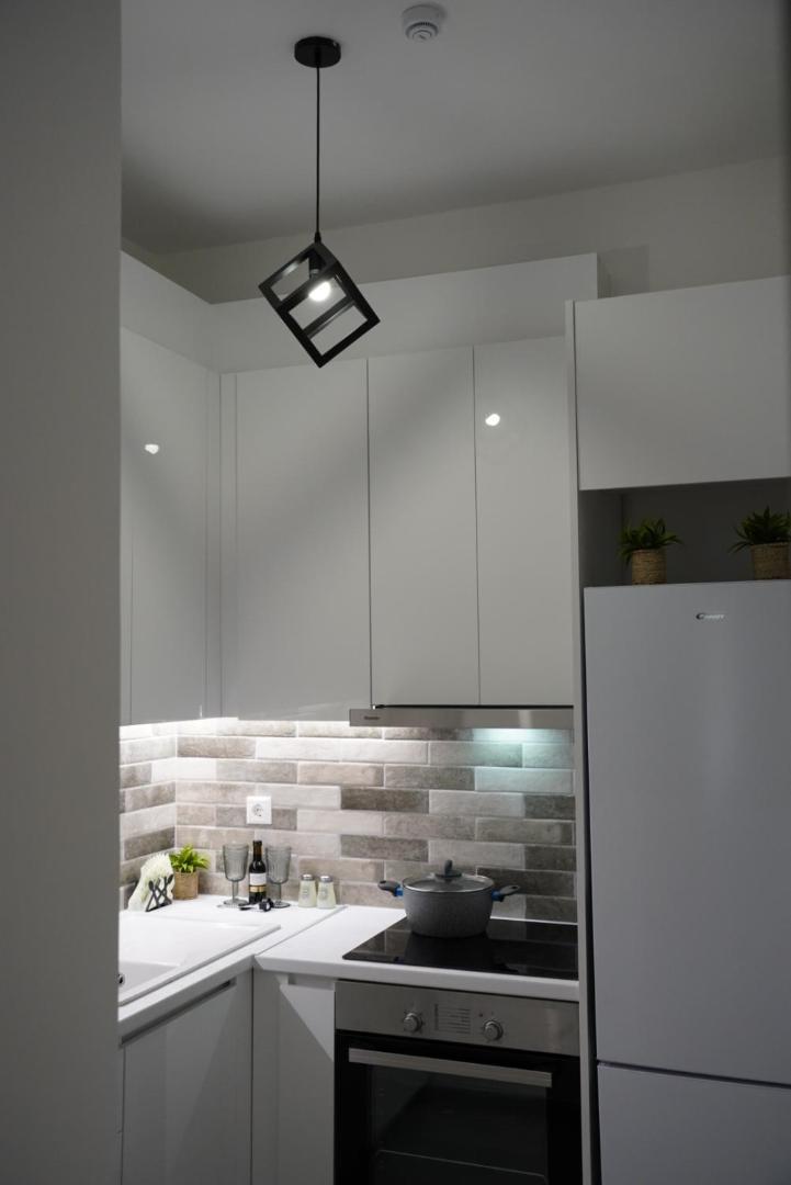 Bright & Cozy Apartment, Атина Екстериор снимка